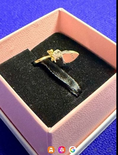Pandora Disney Limited Edition 2026 Gold P Cinderella Slipper Charm