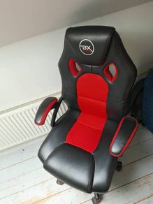 Gaming chair