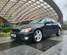 2004 Lexus Is