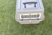 Dog carrier/crate