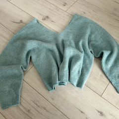 Blue woolly ladies jumper XS/S v-neck