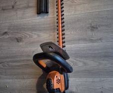 hedge trimmer worx no battery or charger