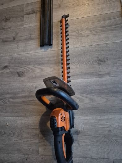 hedge trimmer worx no battery or charger