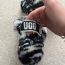 UGG slippers Image 3