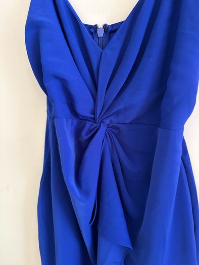 Blue dress