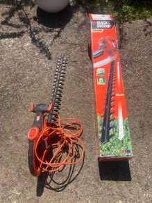 Hedge cutter