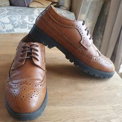 Fantastic  Boys Brogue Shoes River Island Size 3