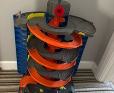 Hot wheels tower