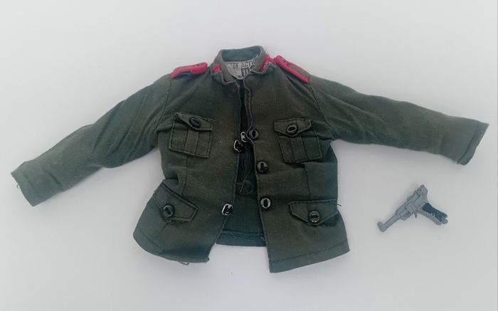 Palitoy Action Man German Tunic & Weapon