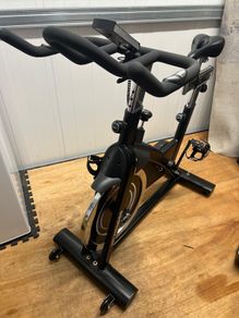 Hit Fitness G5 spin exercise bike