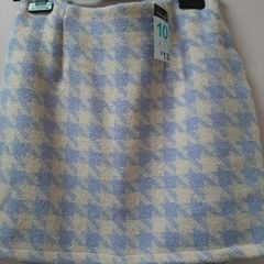 New skirt tag attached