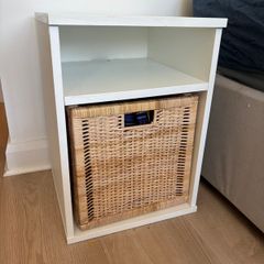 2x bedside table VIHALS