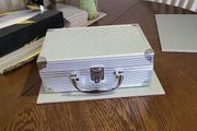 Aluminium cosmetics case