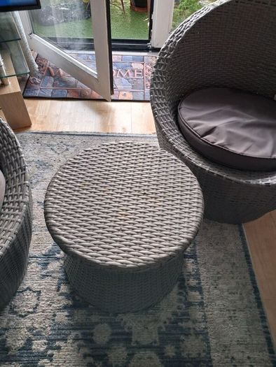 patio set