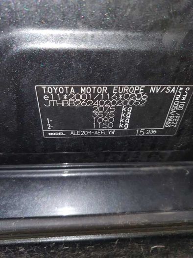 Lexus IS220D Braking