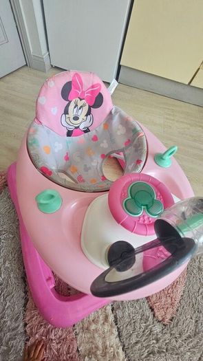 baby walker