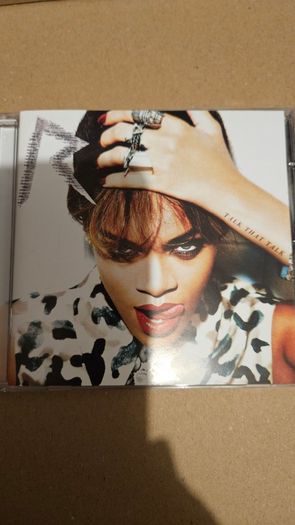 Rihanna. Talk That Talk.