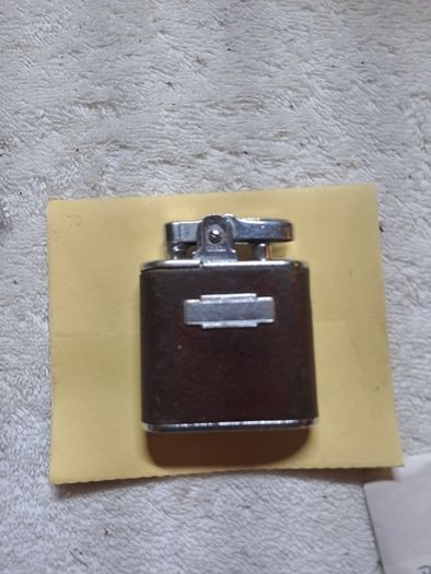 Vintage Ronson Whirlwind Lighter.