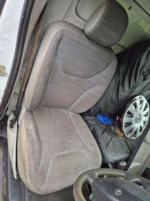 Renault Traffic / Opel Vivaro / Nissan Primaster Driver Front Seat 05-14 @ OCG