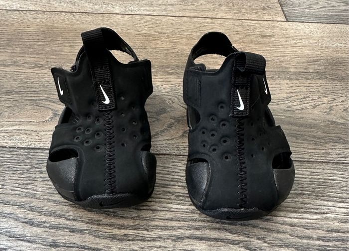 Nike Kids Sandals; UK 3,5; EUR 19,5