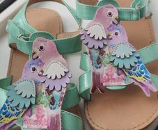 sandals size 1.5 uk