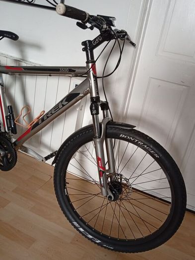 TREK 3500 ((26"))-((21 SPEED))-((Lightweight))