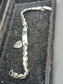 Beautiful Preloved Hearts Bracelet