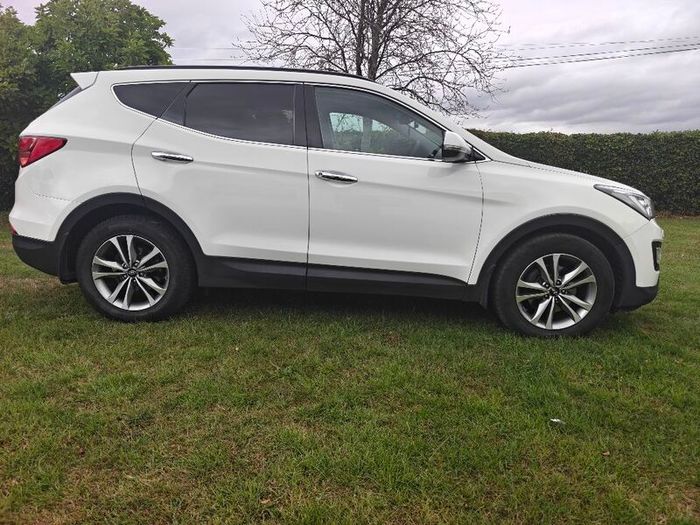 2015 Hyundai Santa Fe 2.2 CRDi Premium Auto 4WD (7 Seater) High Spec