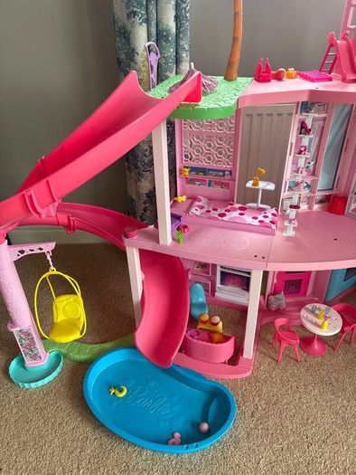 Barbie Dream House, Airplane, Campervan, vehicles