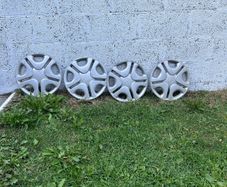 Toyota Yaris genuine wheel trims