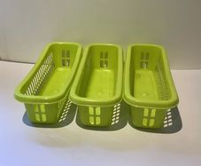 Small Plastic Baskets (3)