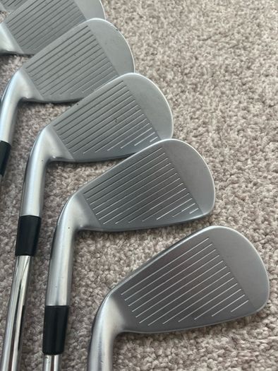 Mizuno JPX 900 Hot Metal Irons