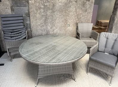 Garden table