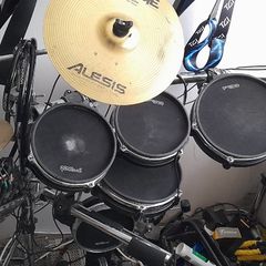 Alesis DM10 Electronic drum kit