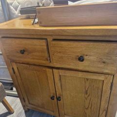Free cabinet with drawers