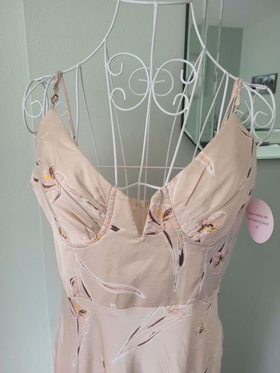 bnwt stunning dress size 12