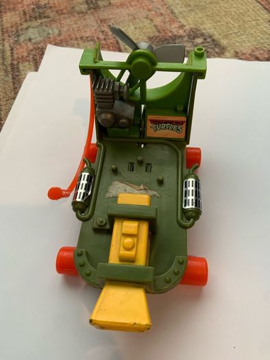 Vintage TMNT Playmates Bundle - Shredder, Turtles & Fan Powered Skateboard (1988)
