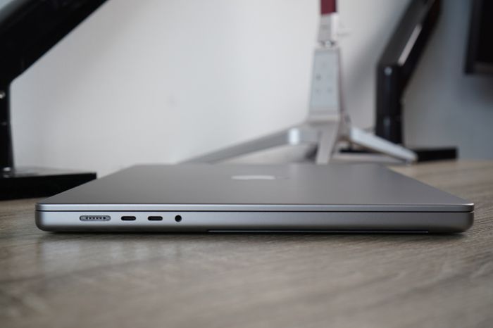 MacBook Pro 16" 32GB | 2021 | M1 Pro | 512GB | 91%