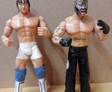 WWE-World Wrestling Figures Yoshi Tatsu / Rey Mysterio (2003/2005)