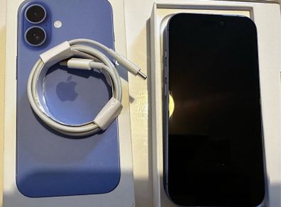 iPhone 16 128GB