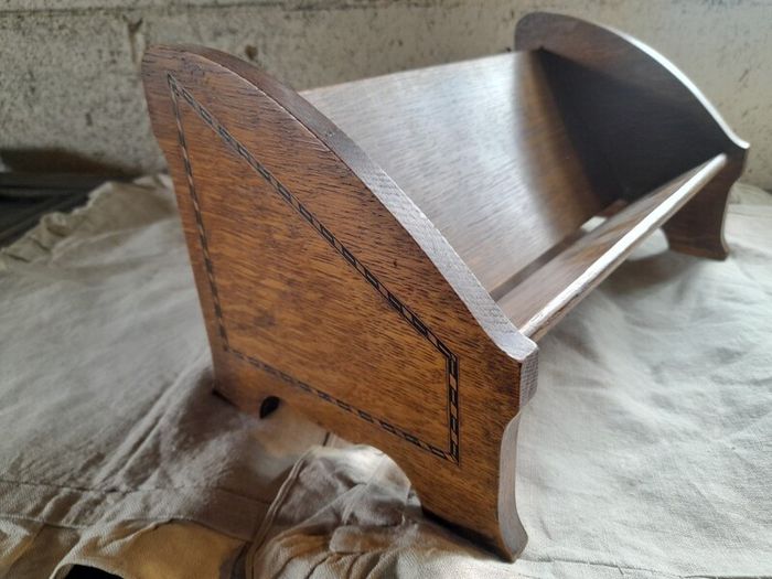 Oak Book Trough with Inlaid Border