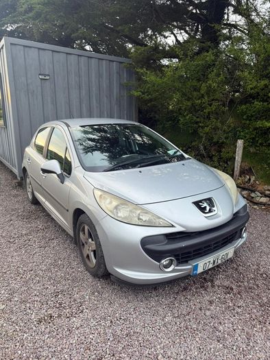 2007 Peugeot 607