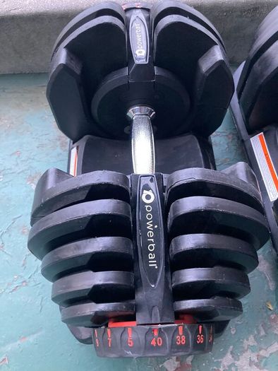 Adjustable Dumbells