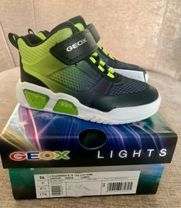 Brand New With Tag Geox Boy Lighting Up Sneaker