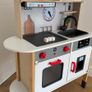 Toy Kitchen Image 5