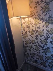 floor lamp