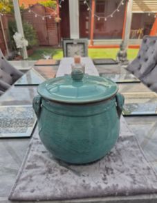 Large ceramic pot