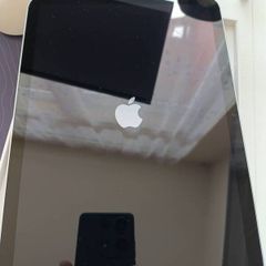 iPad 10th gen 64 GB like new