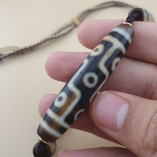 Antique Style Vintage Himalayan 9 Eyes Agate Dzi Bead Pendant Necklace