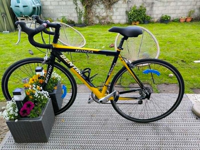 Bentini road bike